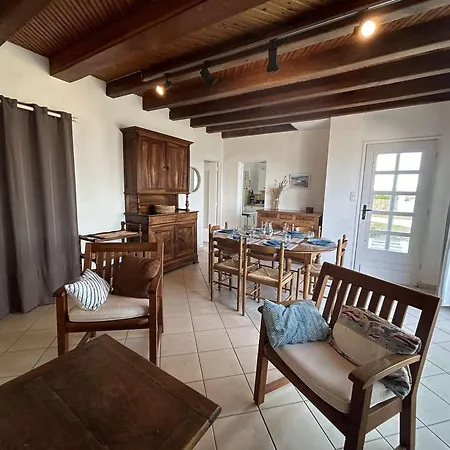 Maison De 5 Pièces Avec Jardin Clos Et Vue Sur à L'herbaudière - Fr-1-224b-223